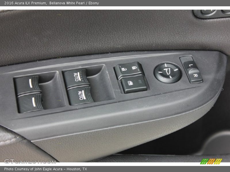 Controls of 2016 ILX Premium