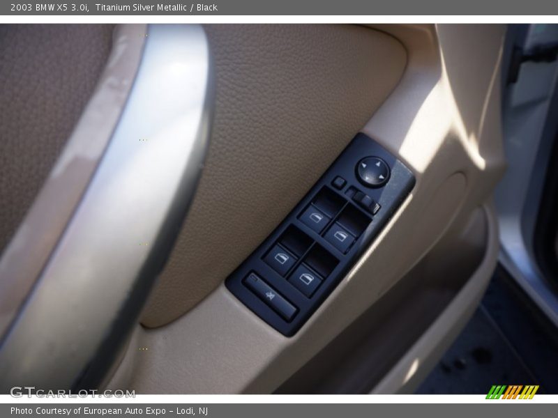 Titanium Silver Metallic / Black 2003 BMW X5 3.0i