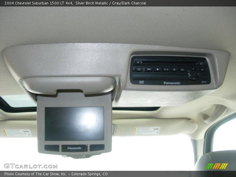Silver Birch Metallic / Gray/Dark Charcoal 2004 Chevrolet Suburban 1500 LT 4x4