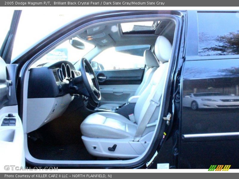 Brilliant Black Crystal Pearl / Dark Slate Gray/Medium Slate Gray 2005 Dodge Magnum R/T