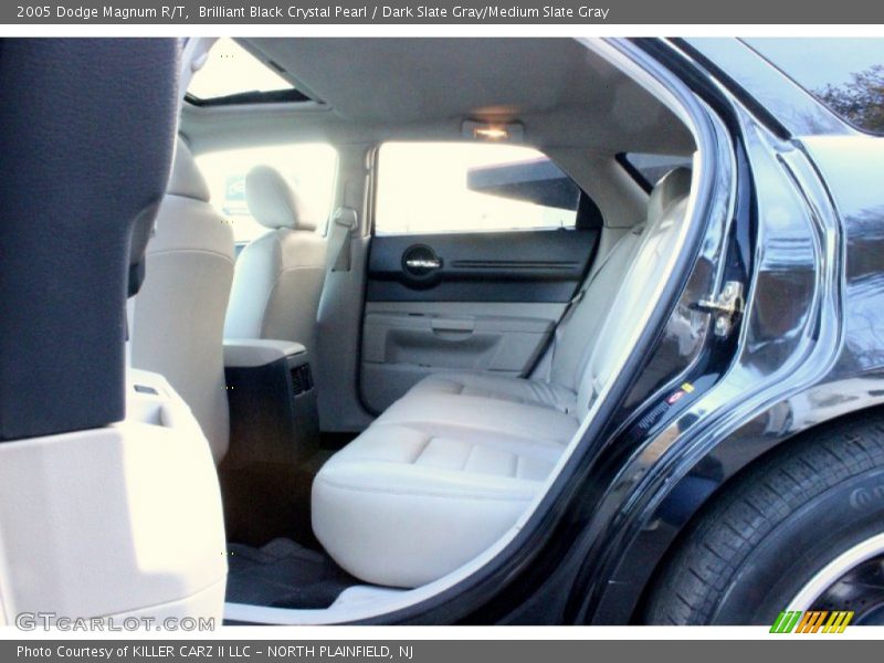 Brilliant Black Crystal Pearl / Dark Slate Gray/Medium Slate Gray 2005 Dodge Magnum R/T