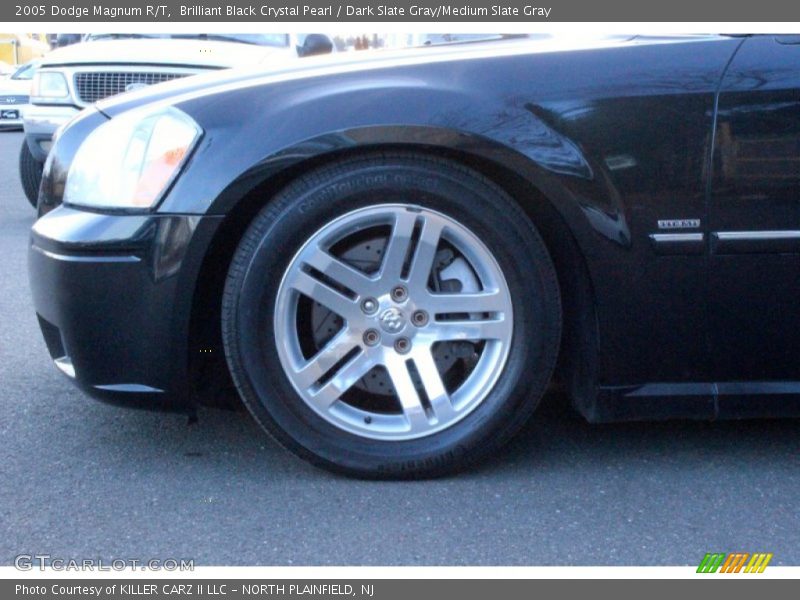 Brilliant Black Crystal Pearl / Dark Slate Gray/Medium Slate Gray 2005 Dodge Magnum R/T