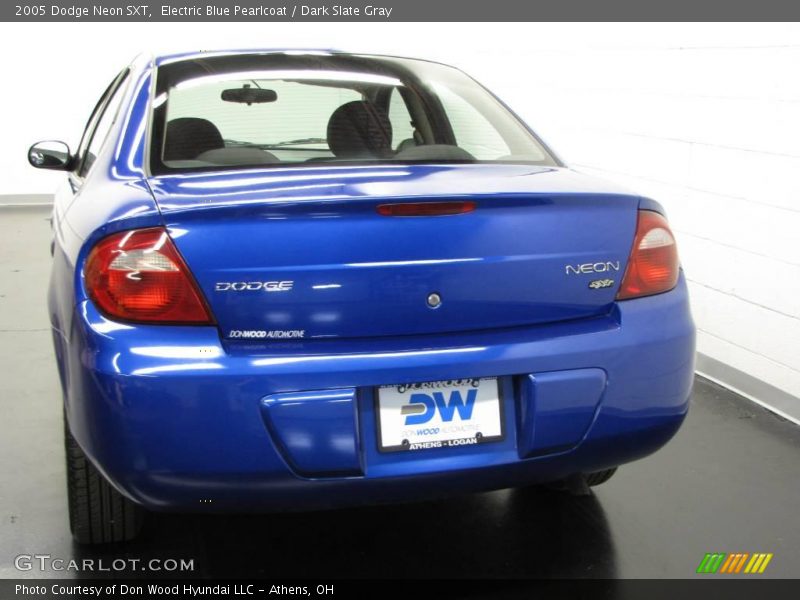 Electric Blue Pearlcoat / Dark Slate Gray 2005 Dodge Neon SXT