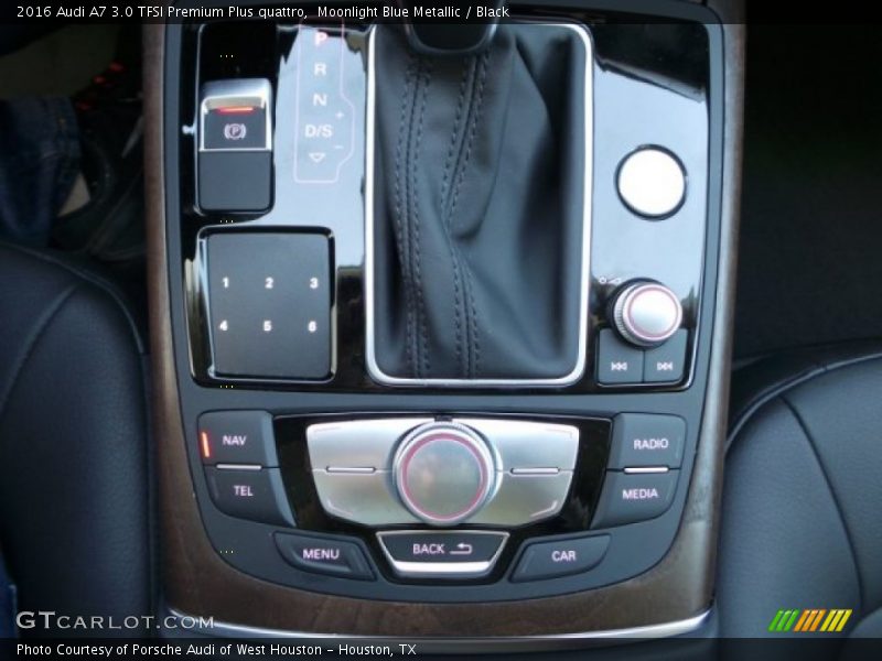 Controls of 2016 A7 3.0 TFSI Premium Plus quattro