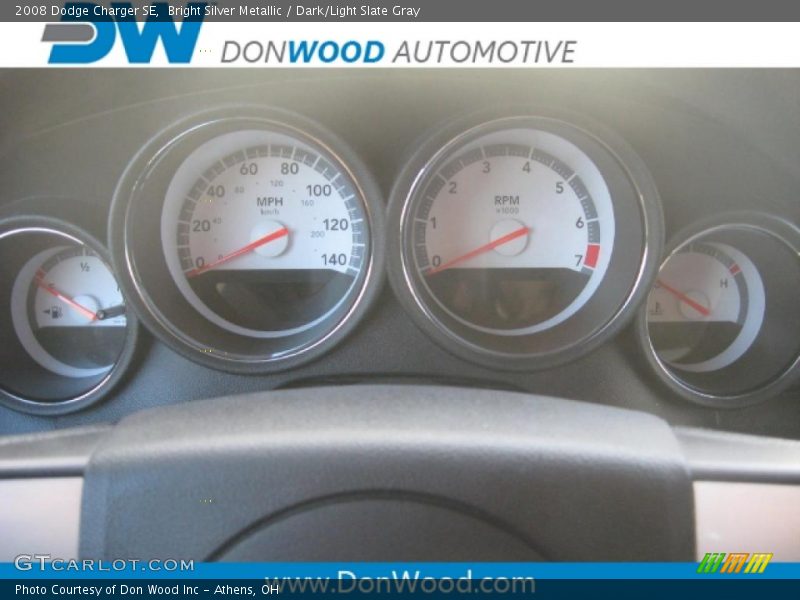 Bright Silver Metallic / Dark/Light Slate Gray 2008 Dodge Charger SE