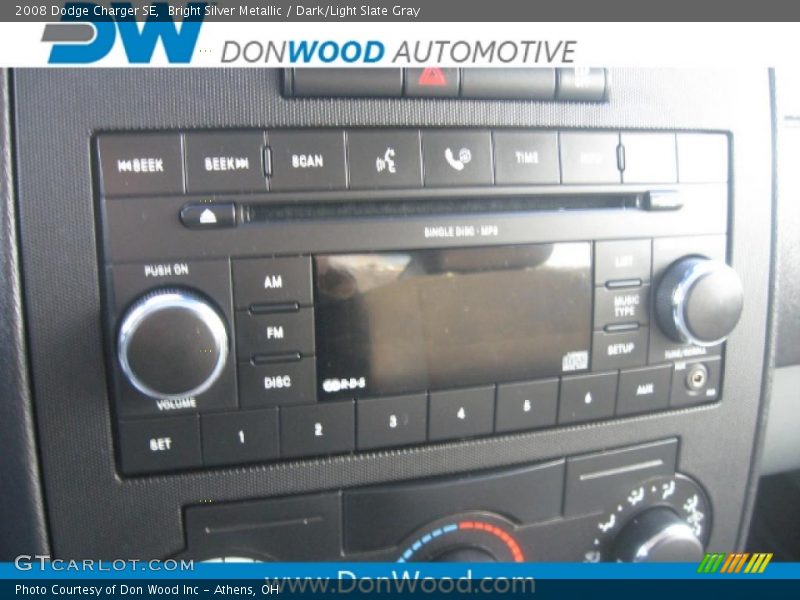 Bright Silver Metallic / Dark/Light Slate Gray 2008 Dodge Charger SE