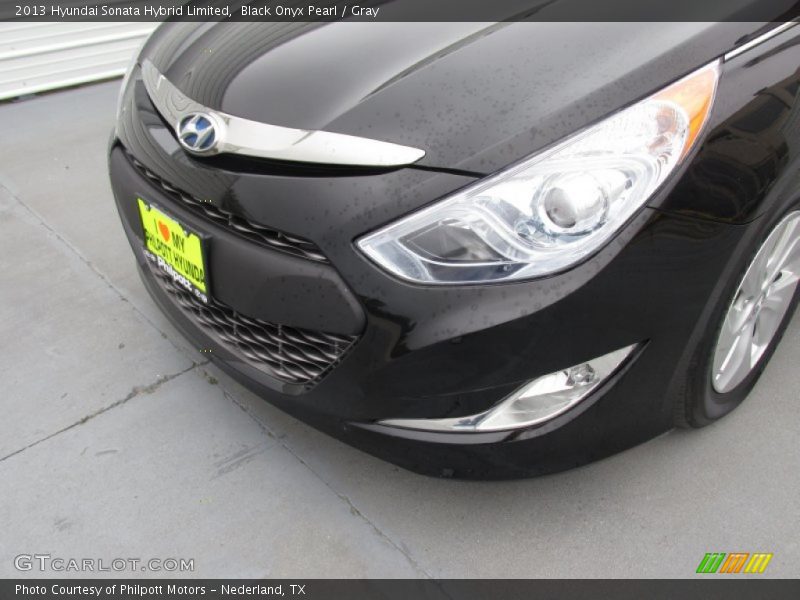 Black Onyx Pearl / Gray 2013 Hyundai Sonata Hybrid Limited
