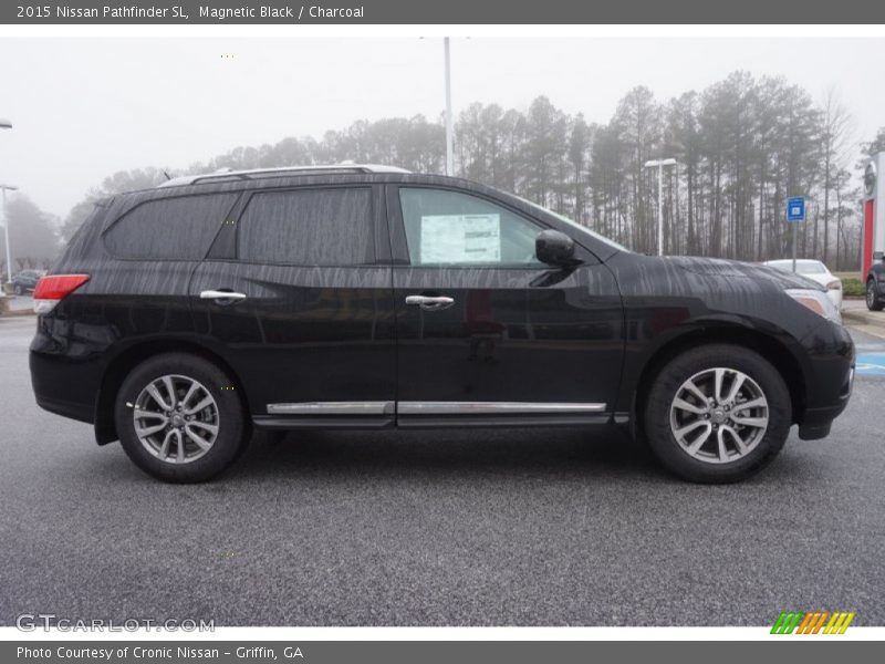  2015 Pathfinder SL Magnetic Black