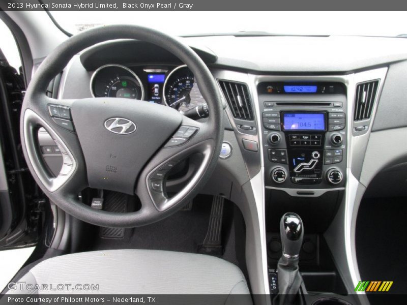Black Onyx Pearl / Gray 2013 Hyundai Sonata Hybrid Limited