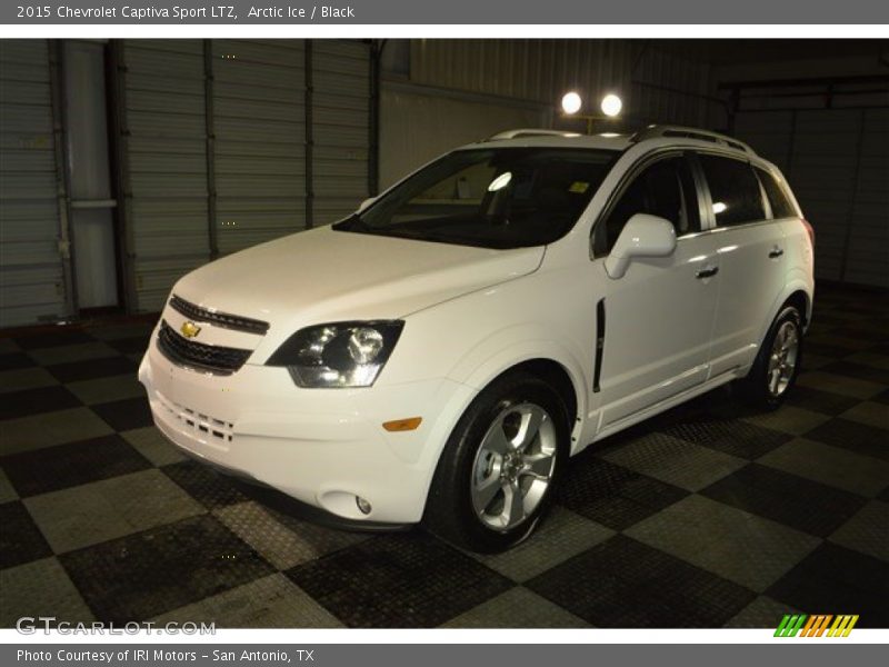 Arctic Ice / Black 2015 Chevrolet Captiva Sport LTZ