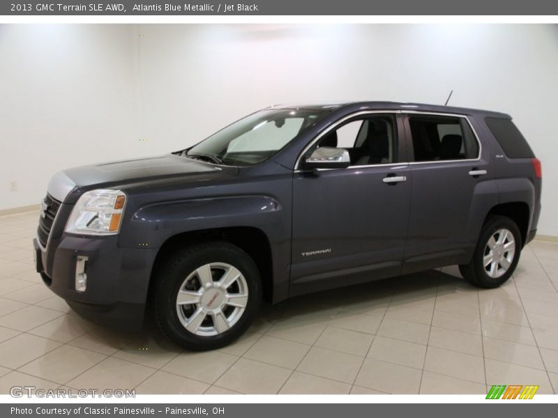 Front 3/4 View of 2013 Terrain SLE AWD