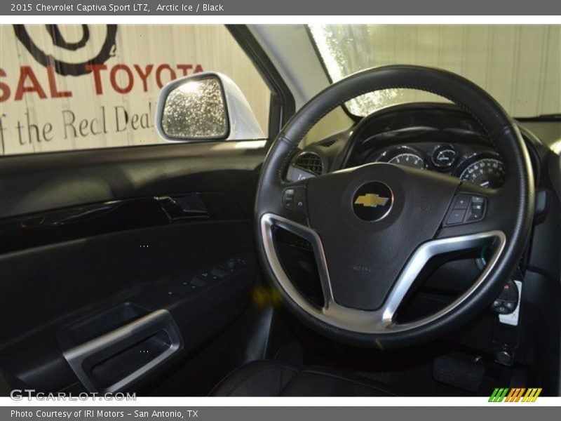Arctic Ice / Black 2015 Chevrolet Captiva Sport LTZ