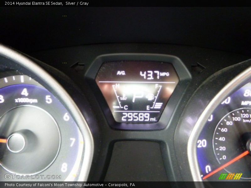 Silver / Gray 2014 Hyundai Elantra SE Sedan