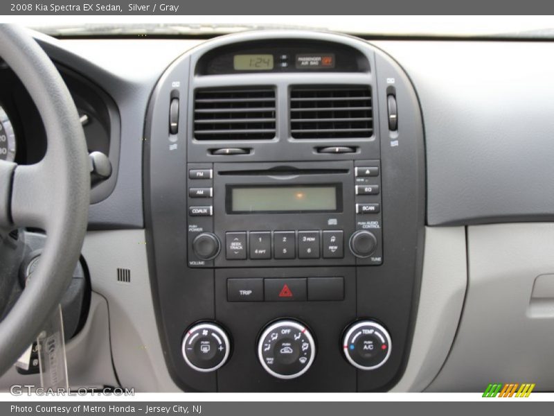 Silver / Gray 2008 Kia Spectra EX Sedan