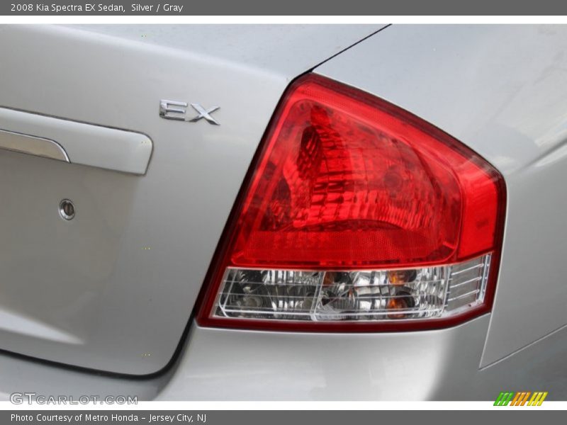 Silver / Gray 2008 Kia Spectra EX Sedan