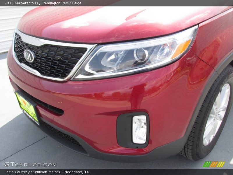 Remington Red / Beige 2015 Kia Sorento LX