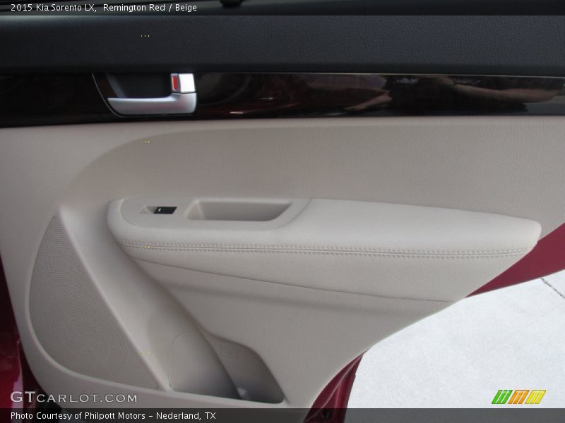Remington Red / Beige 2015 Kia Sorento LX