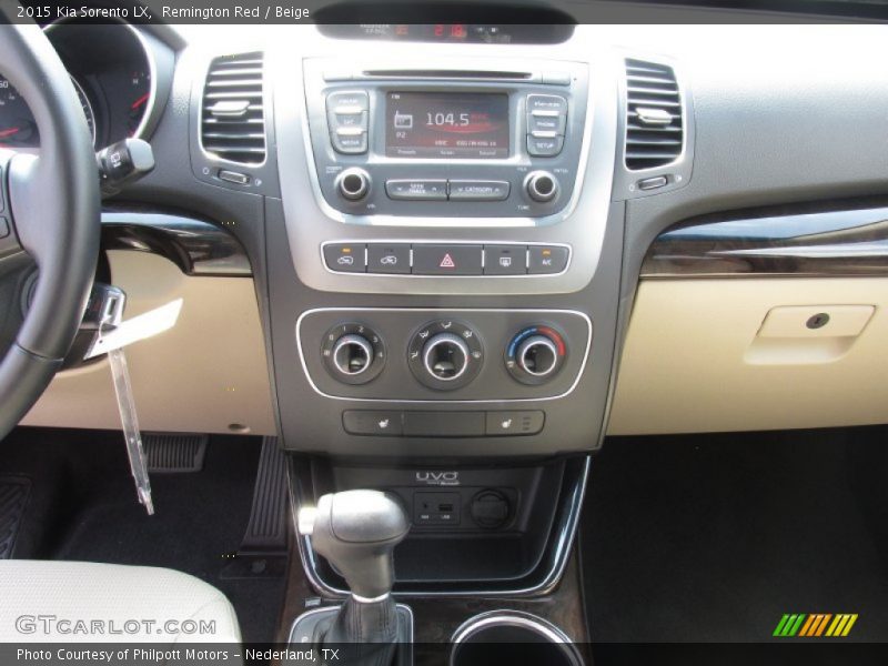 Remington Red / Beige 2015 Kia Sorento LX