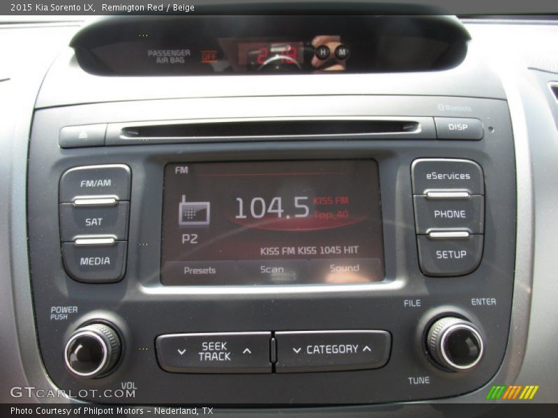 Remington Red / Beige 2015 Kia Sorento LX