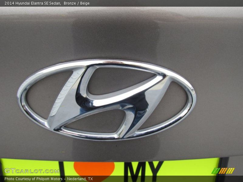 Bronze / Beige 2014 Hyundai Elantra SE Sedan