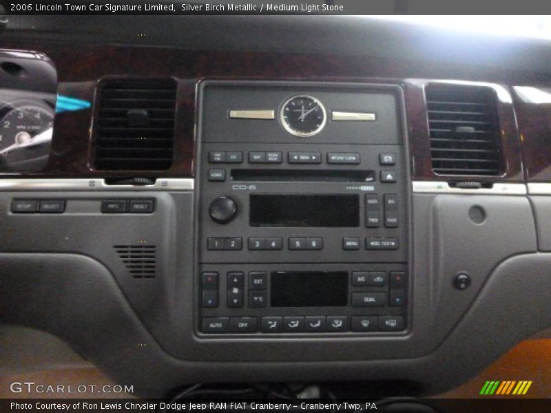 Silver Birch Metallic / Medium Light Stone 2006 Lincoln Town Car Signature Limited