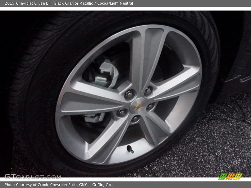 Black Granite Metallic / Cocoa/Light Neutral 2015 Chevrolet Cruze LT