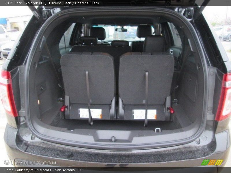 Tuxedo Black / Charcoal Black 2015 Ford Explorer XLT