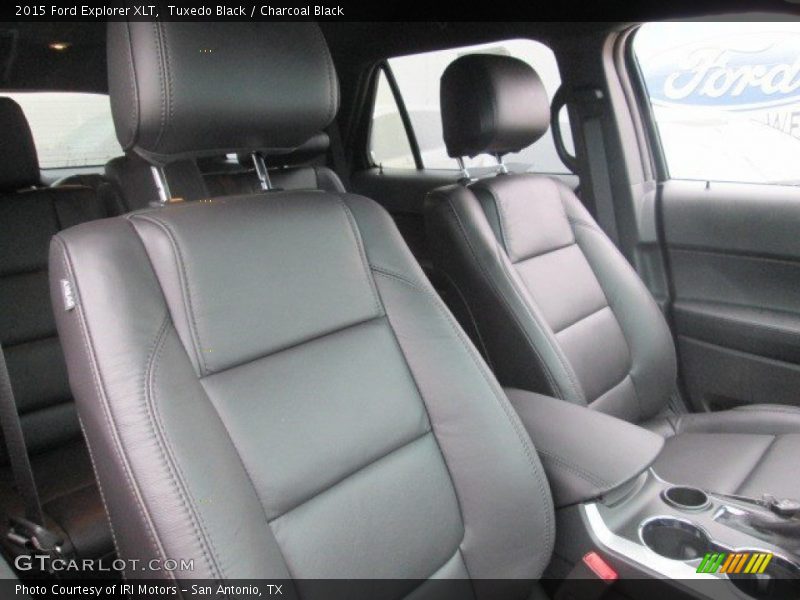 Tuxedo Black / Charcoal Black 2015 Ford Explorer XLT