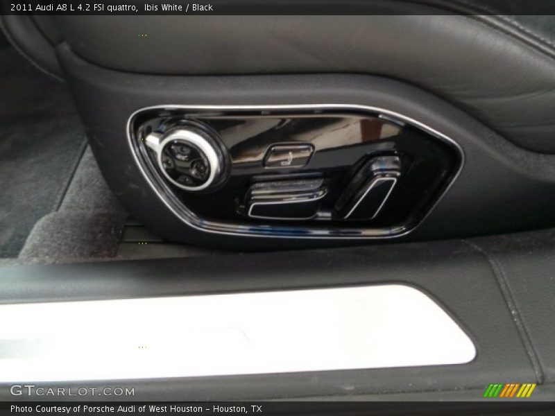Ibis White / Black 2011 Audi A8 L 4.2 FSI quattro