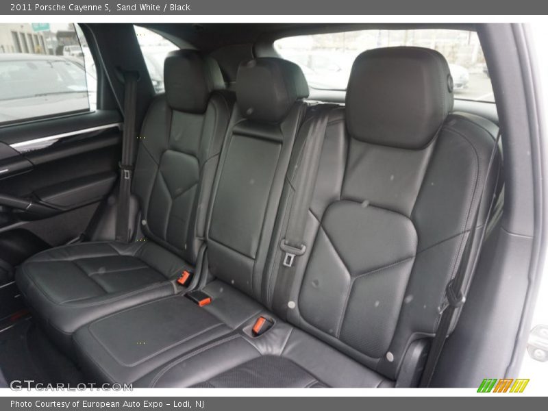 Sand White / Black 2011 Porsche Cayenne S