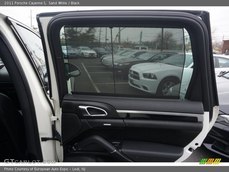 Sand White / Black 2011 Porsche Cayenne S