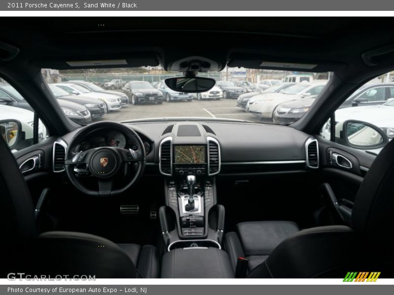 Sand White / Black 2011 Porsche Cayenne S
