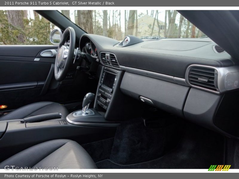 Dashboard of 2011 911 Turbo S Cabriolet