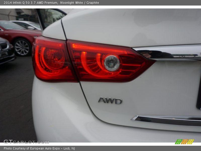 Moonlight White / Graphite 2014 Infiniti Q 50 3.7 AWD Premium
