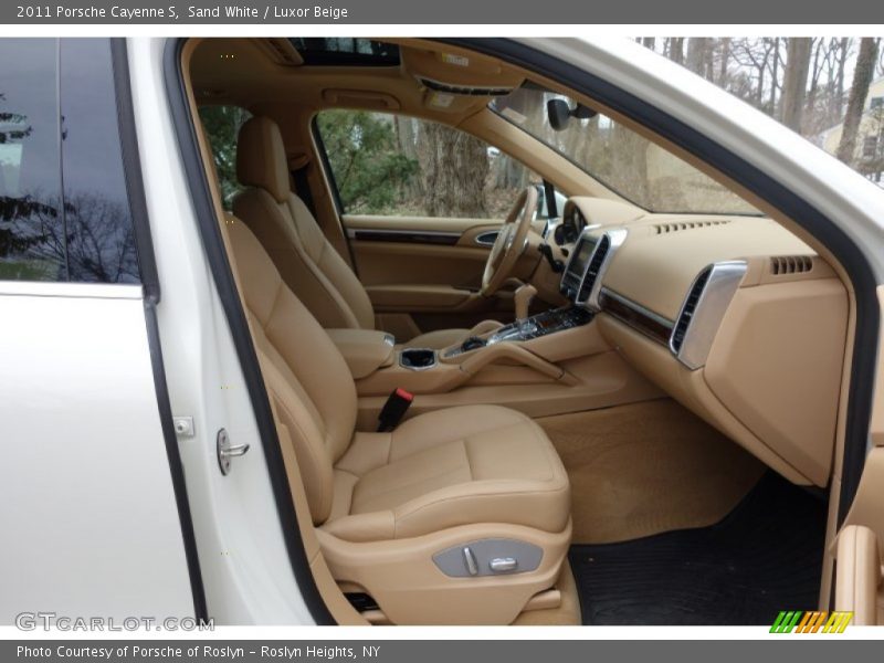 Sand White / Luxor Beige 2011 Porsche Cayenne S