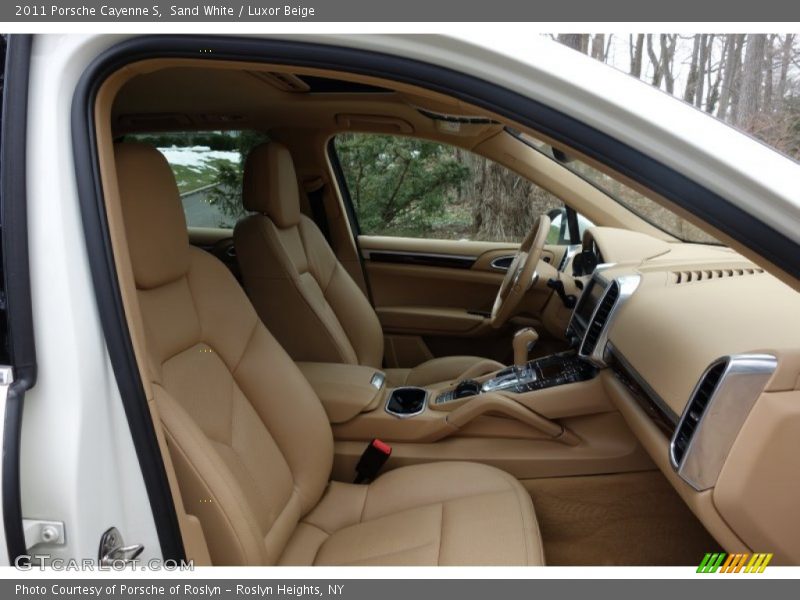 Sand White / Luxor Beige 2011 Porsche Cayenne S
