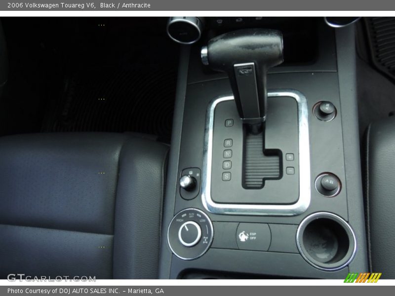 Black / Anthracite 2006 Volkswagen Touareg V6