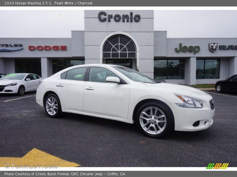 Pearl White / Charcoal 2014 Nissan Maxima 3.5 S