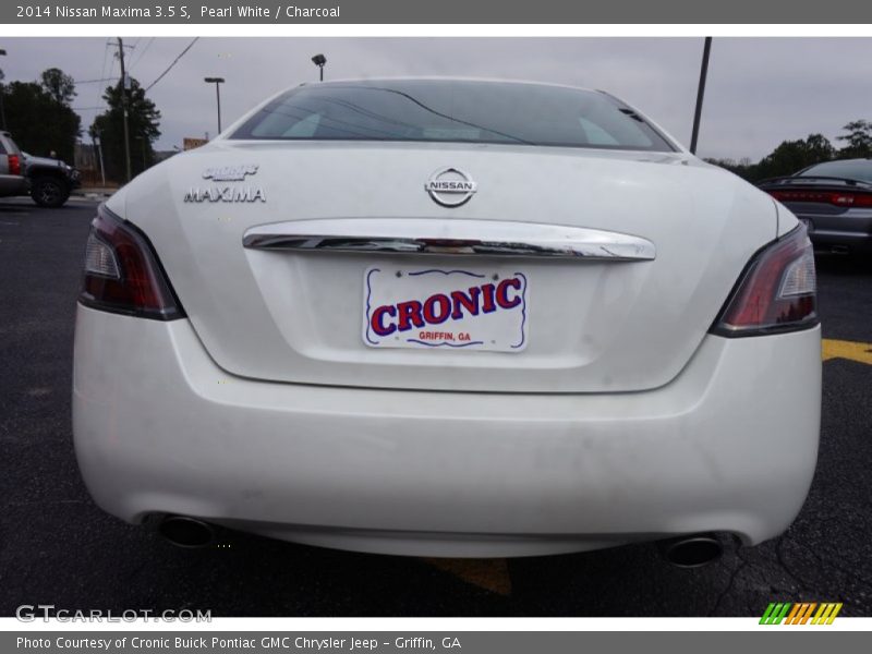 Pearl White / Charcoal 2014 Nissan Maxima 3.5 S