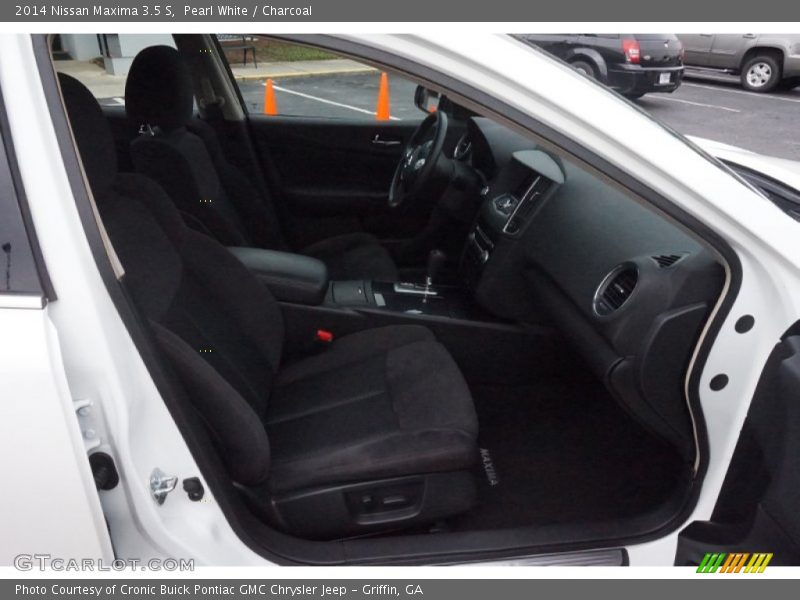 Pearl White / Charcoal 2014 Nissan Maxima 3.5 S