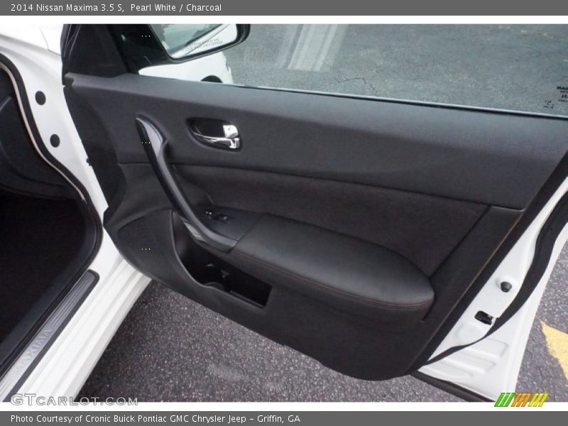 Pearl White / Charcoal 2014 Nissan Maxima 3.5 S