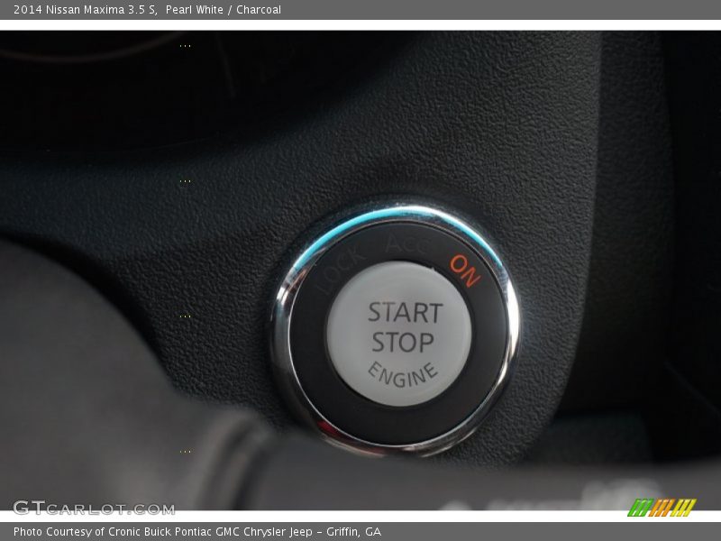 Pearl White / Charcoal 2014 Nissan Maxima 3.5 S