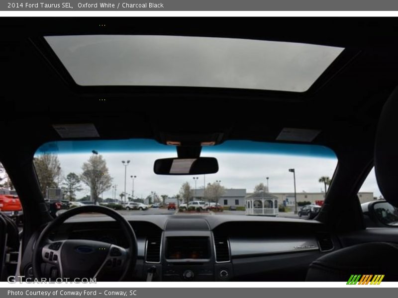 Oxford White / Charcoal Black 2014 Ford Taurus SEL