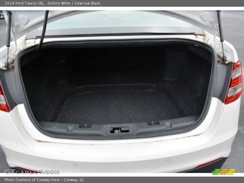 Oxford White / Charcoal Black 2014 Ford Taurus SEL