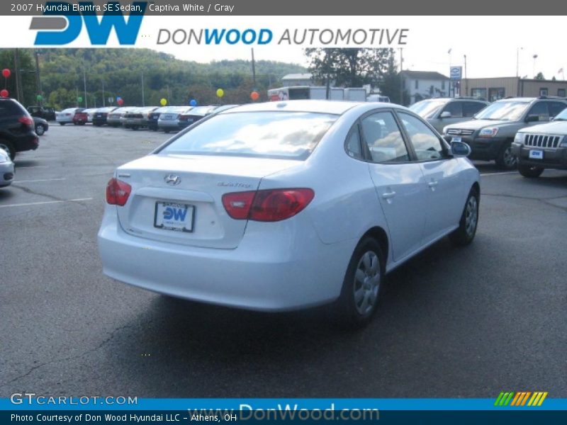 Captiva White / Gray 2007 Hyundai Elantra SE Sedan