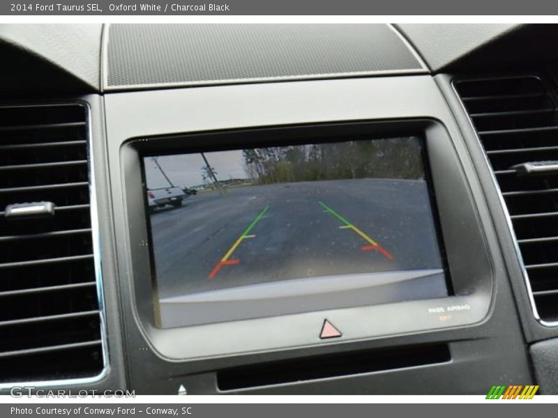 Oxford White / Charcoal Black 2014 Ford Taurus SEL