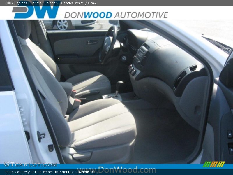 Captiva White / Gray 2007 Hyundai Elantra SE Sedan