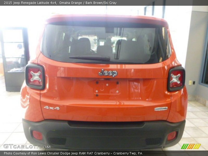 Omaha Orange / Bark Brown/Ski Gray 2015 Jeep Renegade Latitude 4x4