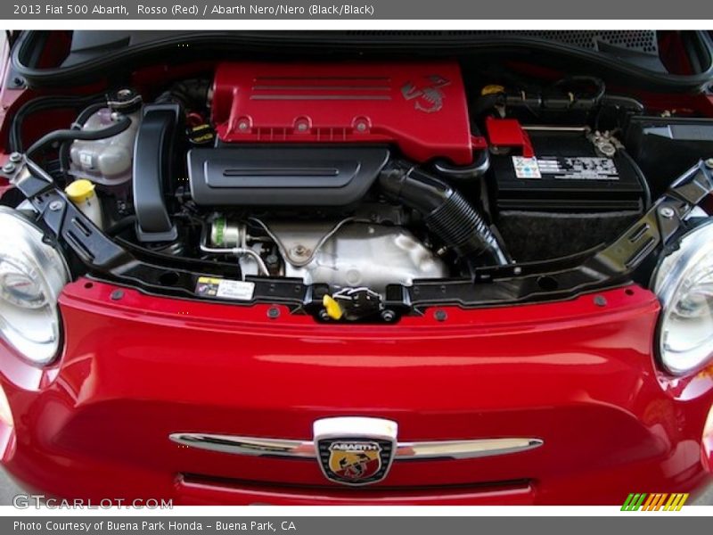 Rosso (Red) / Abarth Nero/Nero (Black/Black) 2013 Fiat 500 Abarth