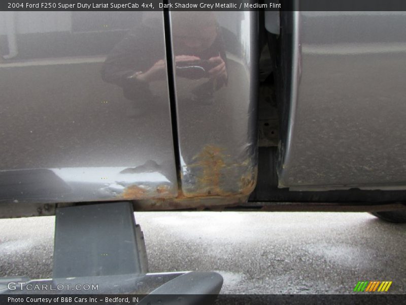 Dark Shadow Grey Metallic / Medium Flint 2004 Ford F250 Super Duty Lariat SuperCab 4x4